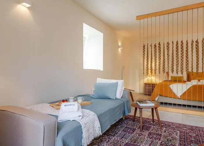 Gaia Superb Terrace Flat *