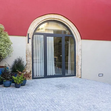 Gaia Superb Terrace Flat *