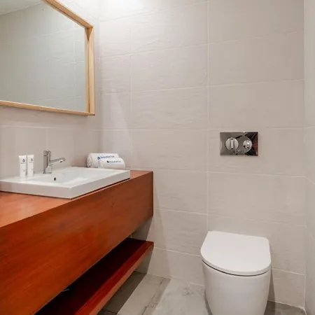 Gaia Superb Terrace Flat Apartman *