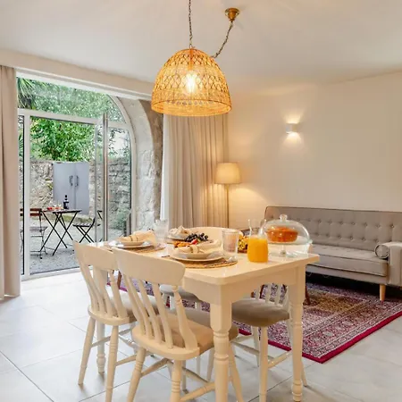 Gaia Superb Terrace Flat * Vila Nova de Gaia