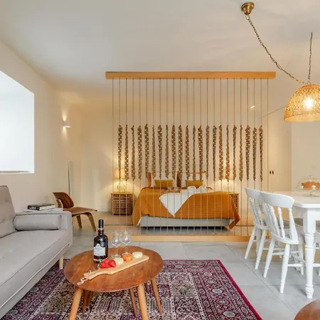 Gaia Superb Terrace Flat *