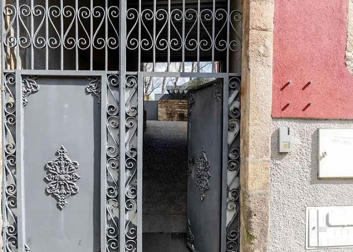 Gaia Superb Terrace Flat *