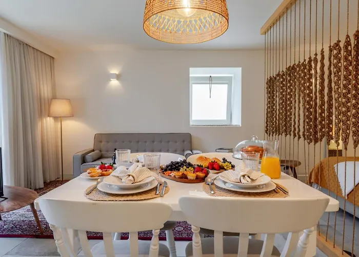 Gaia Superb Terrace Flat